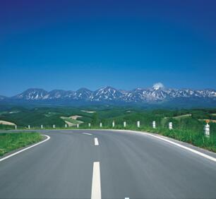 云南泸水至弥勒高速公路