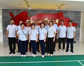 省档案馆参观学习